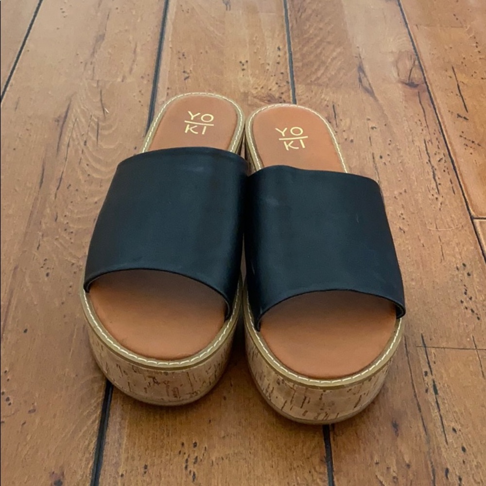 Platform sandals